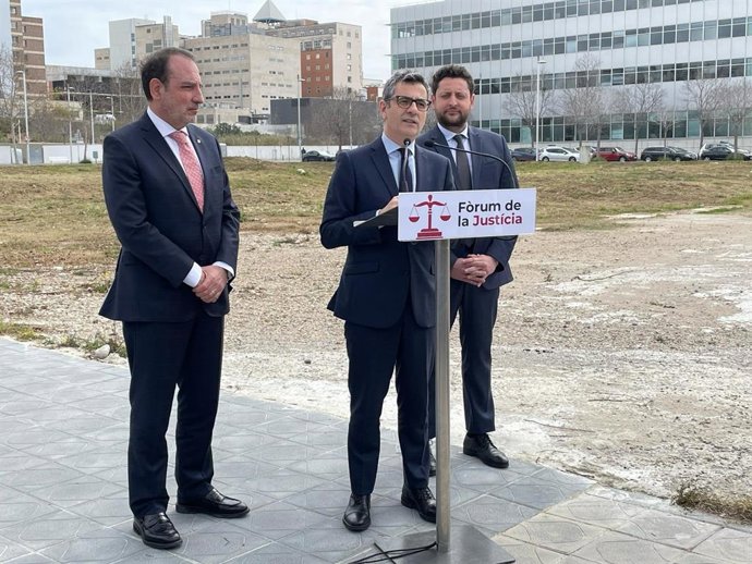 El ministro de la Presidencia, Justicia y Relaciones con las Cortes, Félix Bolaños, durante su visita a Tarragona