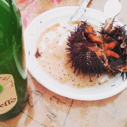 Oricios y sidra.