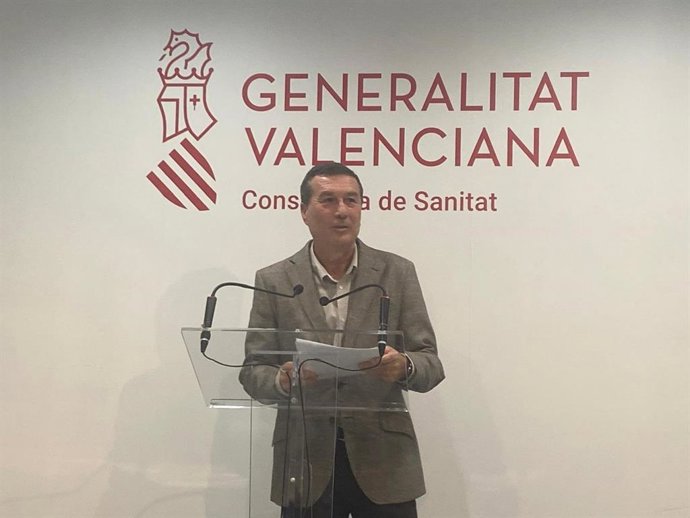 Archivo - Arxiu - El conseller de Sanitat, Marciano Gómez