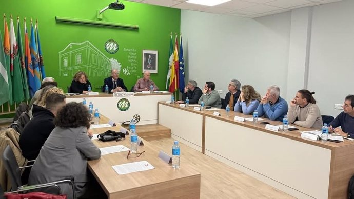 Reunión de la Mancomunidad del Bajo Andarax en apoyo al manifiesto de la Mesa en Defensa del Ferrocarril de Almería.