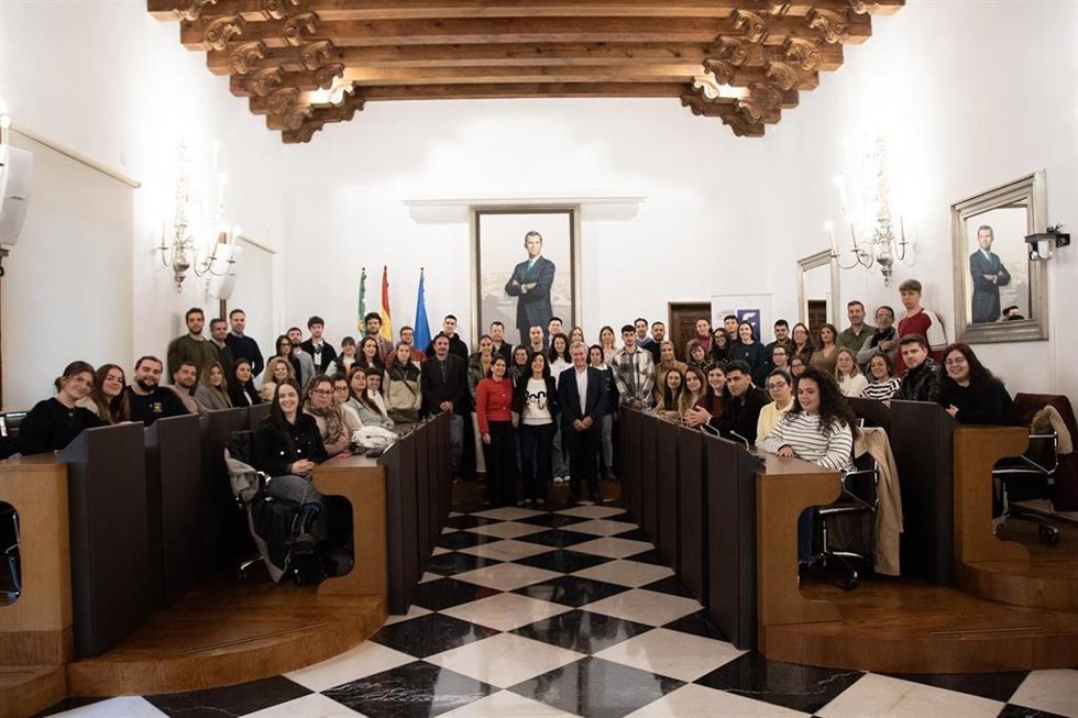 Comienza una nueva edición del programa UniRural con 50 becas en 50 empresas de la región