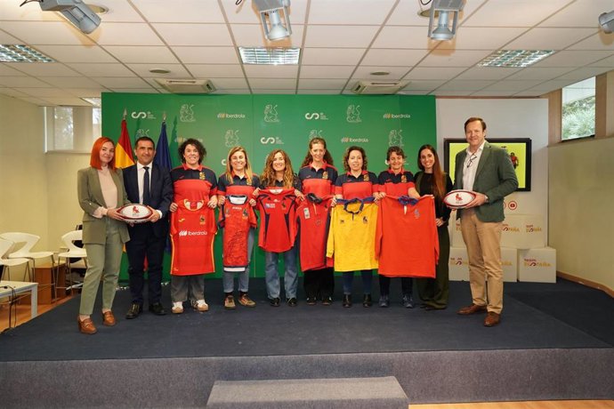 La Real Federación Española de Rugby (RFER) presenta un itinerario para la selección española de rugby XV femenina de cara al Mundial 2025.