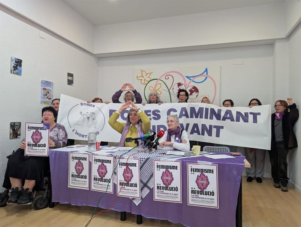 Presentación de la manifestación de Moviment Feminista de Valncia por el 8M