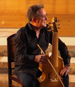 Archivo - Carles Magraner, director de Capella de Ministrers en un concierto.