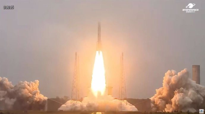 Lançamento do primeiro voo comercial do foguete Ariane 6