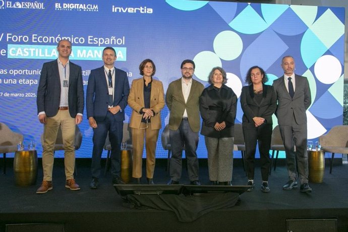 Mesa redonda 'Transición energética', dentro del"IV Foro Económico Castilla-La Mancha de 'El Español-El Digital Castilla-La Mancha'.