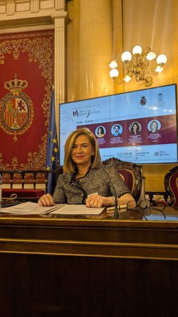 La diputada responsable de Relaciones Internacionales del ICAM, Teresa Mínguez