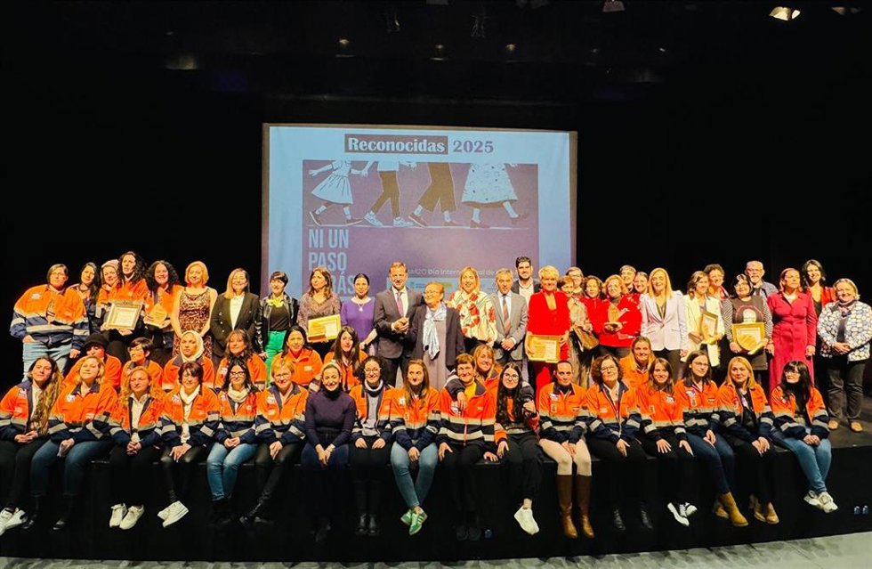 Foto de familia de la Gala 'Reconocidas' 2025 en Albacete.