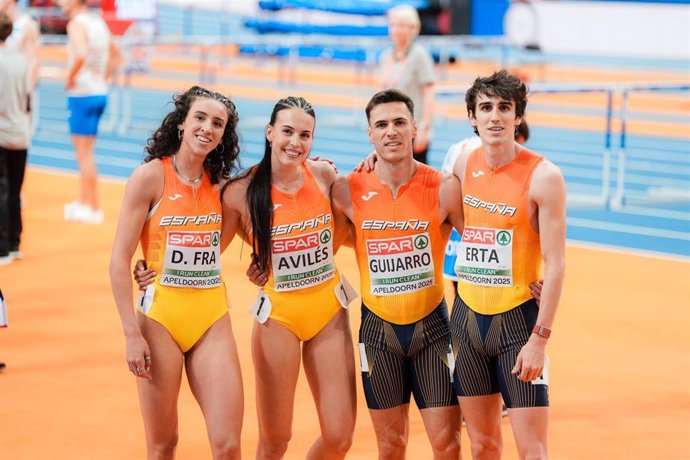 Daniela Fra, Carmen Avilés, Manuel Guijarro y Bernat Erta, en el Campeonato de Europa de atletismo bajo techo.