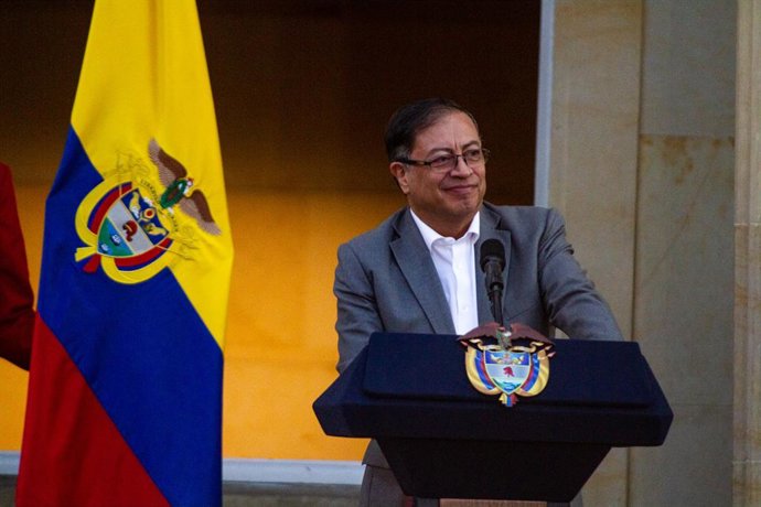 Archivo - 13 de fevereiro de 2023, Bogotá, Cundinamarca, Colômbia: O presidente da Colômbia, Gustavo Petro, fala durante um evento de apresentação de um projeto de lei para reformar o sistema de saúde da Colômbia, em um ato público no Palácio Presidencial