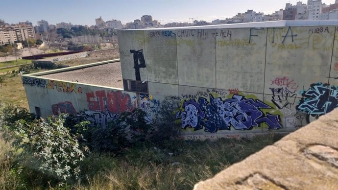 Grafitis en la zona de Son Dameto.