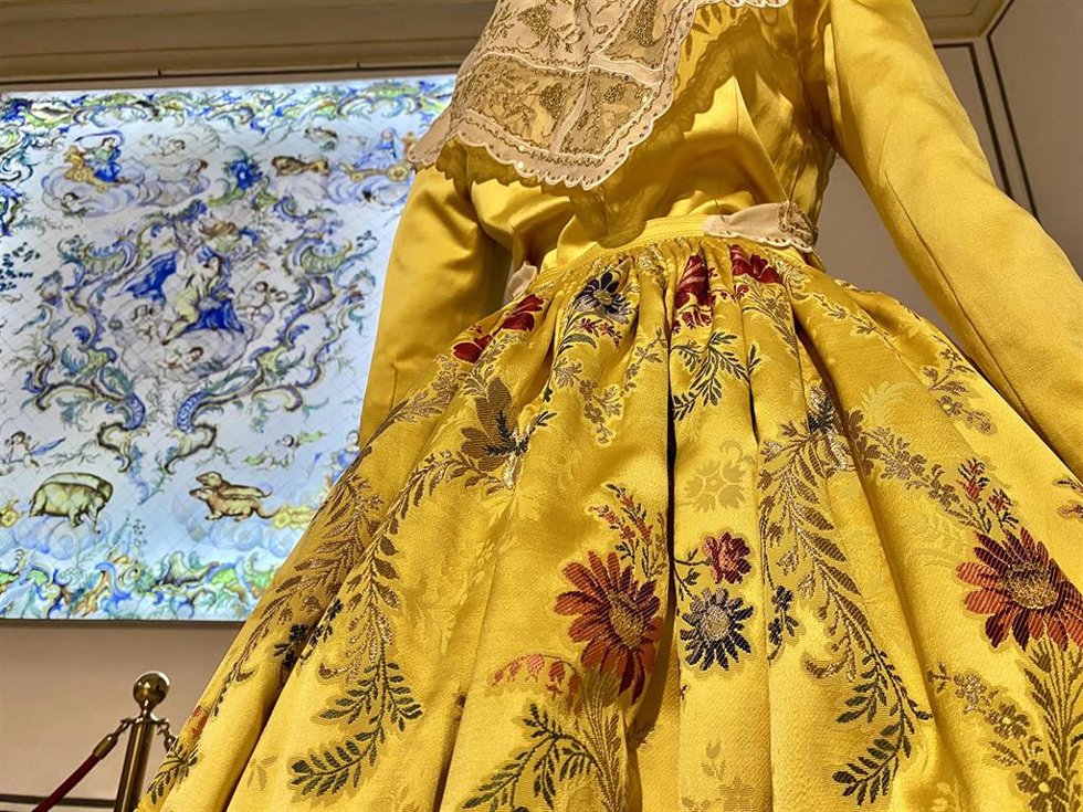 El Museo de la Seda inaugura la exposición 'El vestir hoy como antes'