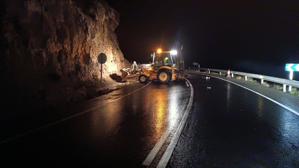 Trabajos en la RM-715 entre CaravacadelaCruz y Moratalla