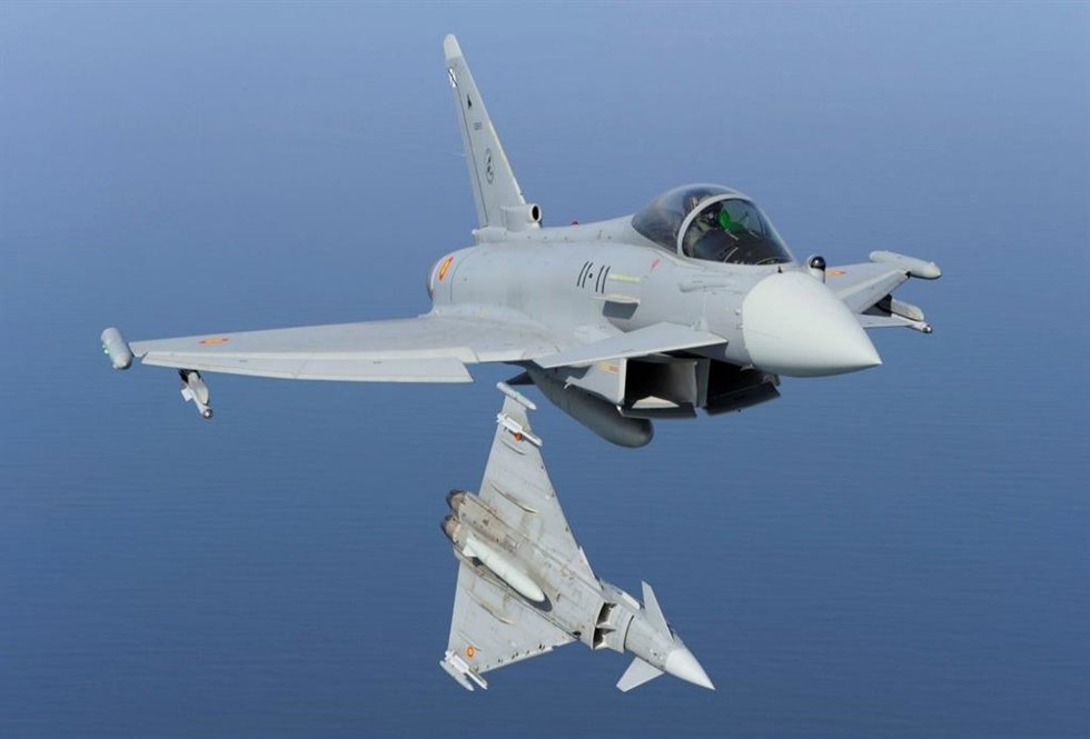 Eurofighters del Ala 11 en vuelo