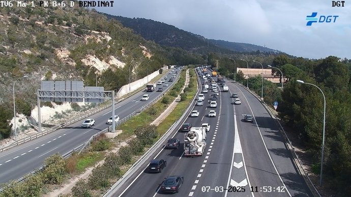 Retenciones en la autopista de Andratx.