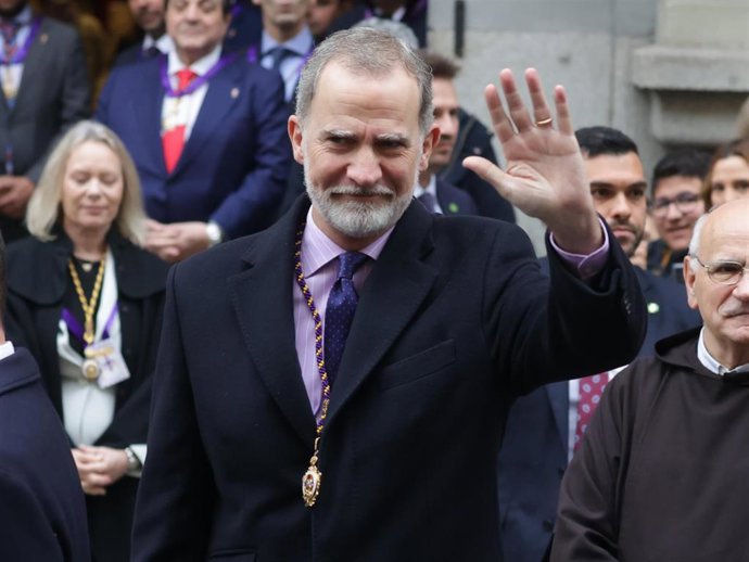 El Rey Felipe ha asistido al tradicional besapié del Cristo de Medinaceli