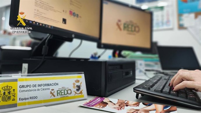 Los agentes investigan un presunto delito de odio en Coria