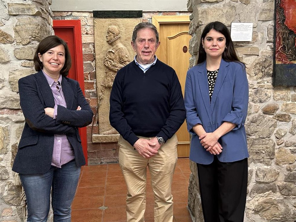 María Sánchez de Posada, Julio Álvarez y Raquel Ruiz