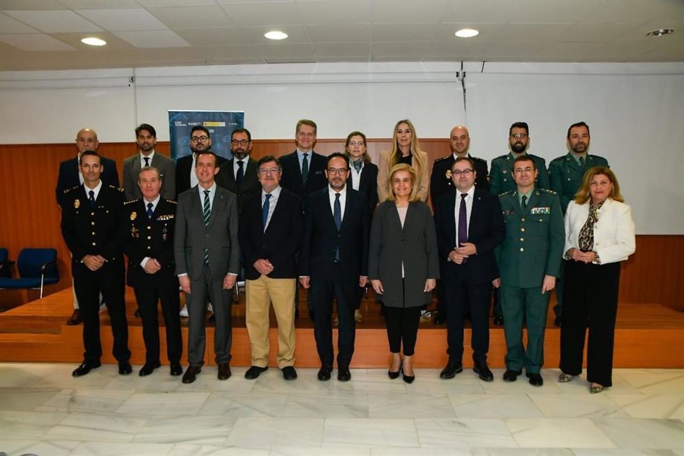 Presentación de las jornadas +Ciberseguridad celebradas en la sede de Asempal.