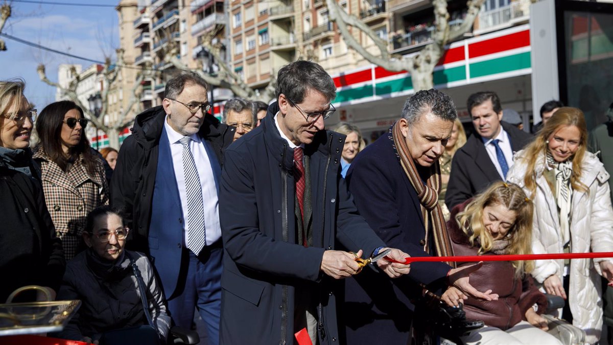 Logrostock abre sus puertas acercando  la magia del mostrador  del comercio de ciudad en pleno Espolón