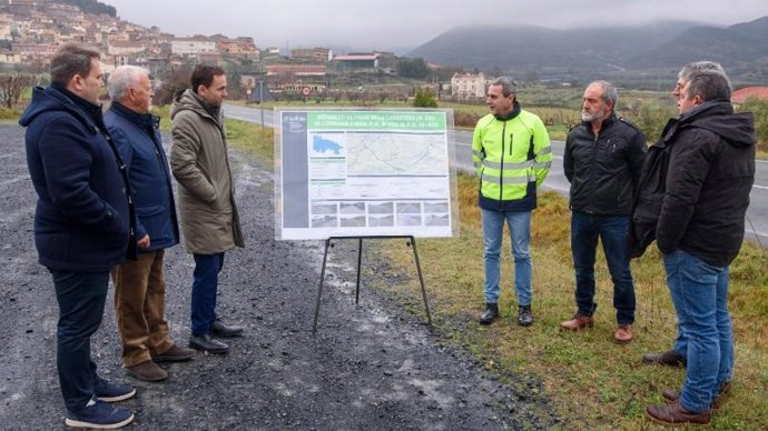 El Gobierno riojano reafirma su apuesta por el futuro de la conectividad del Alhama-Linares impulsando la mejora de la carretera entre Cornago e Igea