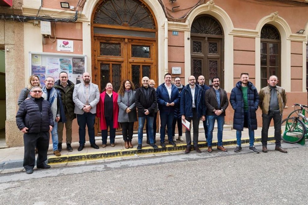 El presidente de la Diputación de Albacete, Santi Cabañero, reunido con alcaldes y alcaldesas de La Manchuela.