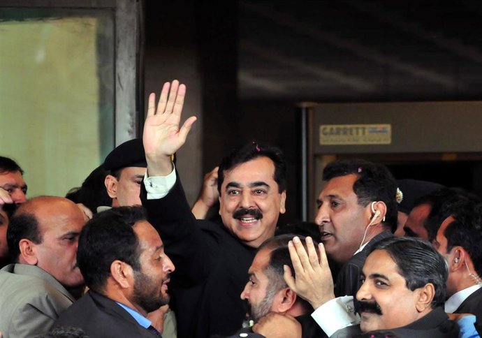 Archivo - El ex primer ministro de Pakistán Yusuf Raza Gilani.