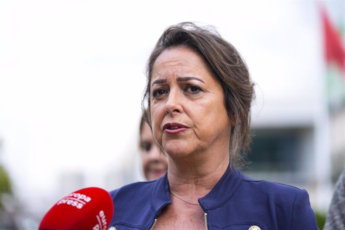 Imagen de archivo de la consejera de Sostenibilidad y Medio Ambiente de la Junta de Andalucía, Catalina García, durante la visita a las instalaciones de Heineken España, a 27 de febrero de 2025 en Sevilla (Andalucía, España).