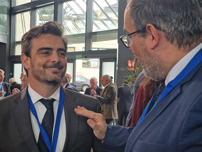 Calvo y Sebastián Ruiz este viernes en Vigo.