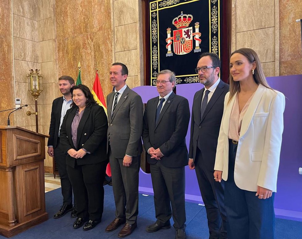 Acto institucional celebrado en la Subdelegación del Gobierno en Almería con motivo del Día Internacional de la Mujer, presidido por el subdelegado José María Martín, junto a representantes institucionales y sociales.