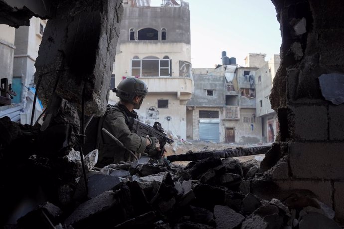 Archivo - Imagen de archivo de un militar de Israel en la Franja de Gaza