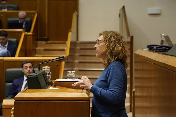 Archivo - La consejera de Movilidad Sostenible, Susana García