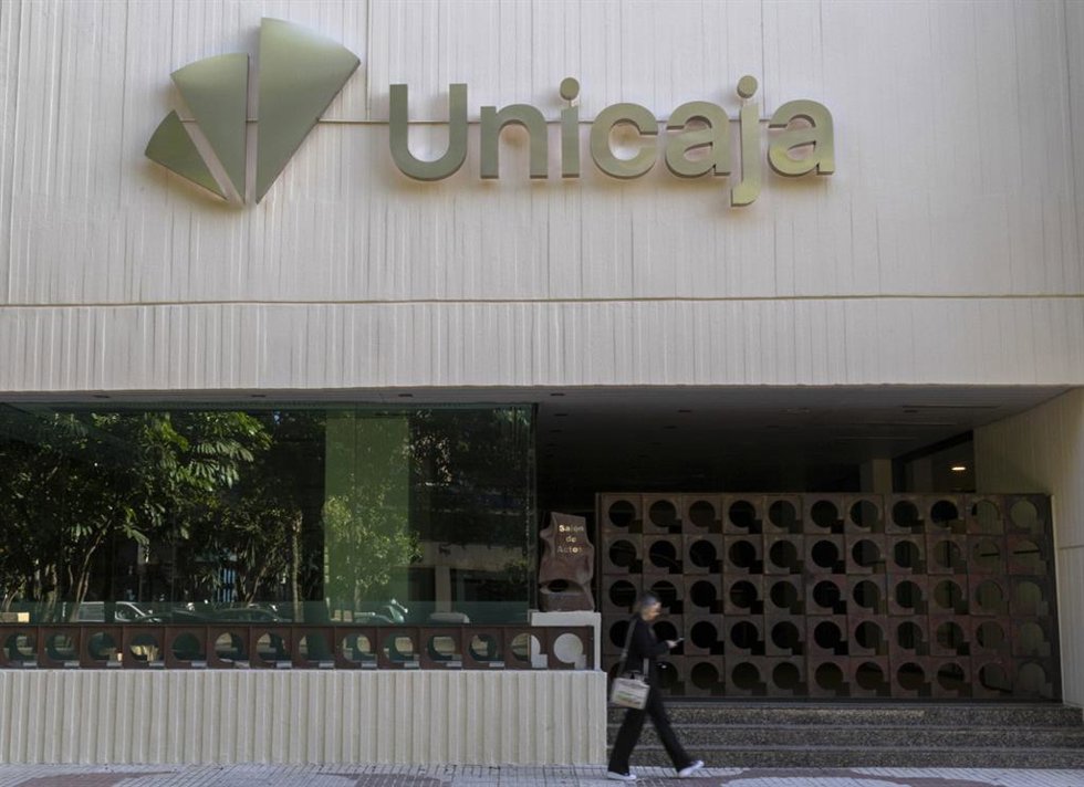 Imagen de una de las sedes de Unicaja.