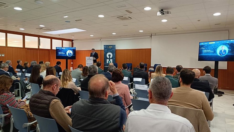 Inicio de las jornadas +Ciberseguridad en la sede de Asempal, en Almería.