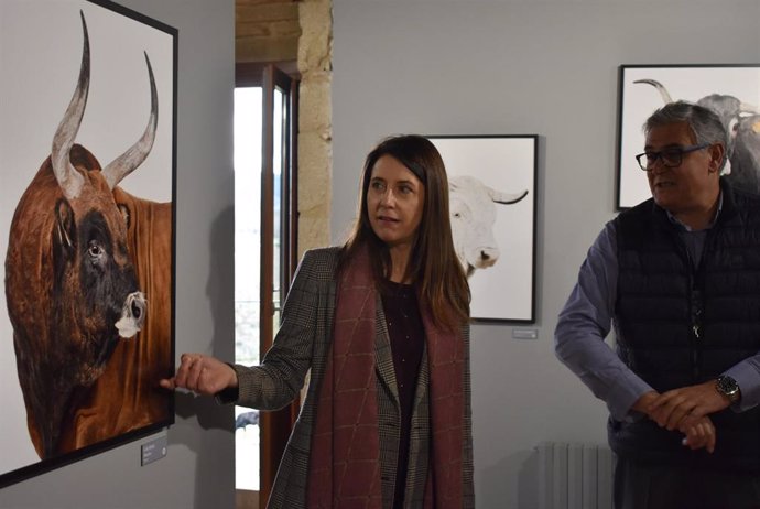 La conselleira do Medio Rura, María José Gómez, visita al Centro de Recursos Zoogenéticos de Galicia, situado en el Pazo de Fontefiz del ayuntamiento ourensana de Coles