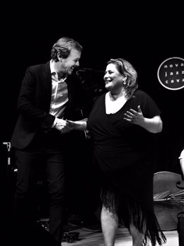 Archivo - La cantante Itziar Yagüe y el pianista Paul San Martín lanza el disco' Sugar in my bowl. A tribute to Bessie Smith'.