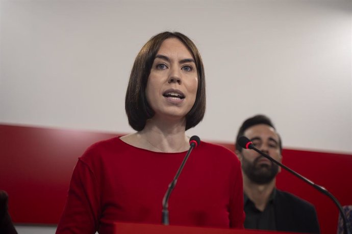 La ministra de Ciencia, Innovación y Universidades y secretaria general del PSPV-PSOE, Diana Morant, durante una rueda de prensa, en la sede del PSPV-PSOE.