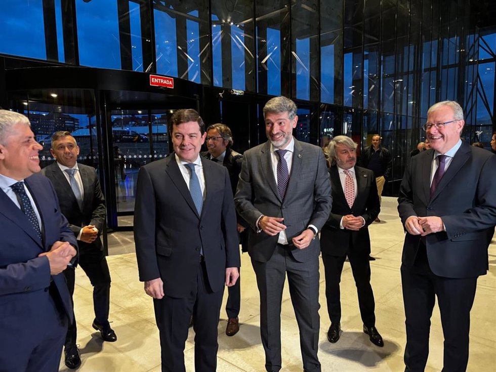 El presidente de la Junta de Castilla y León, Alfonso Fernández Mañueco, este viernes en León