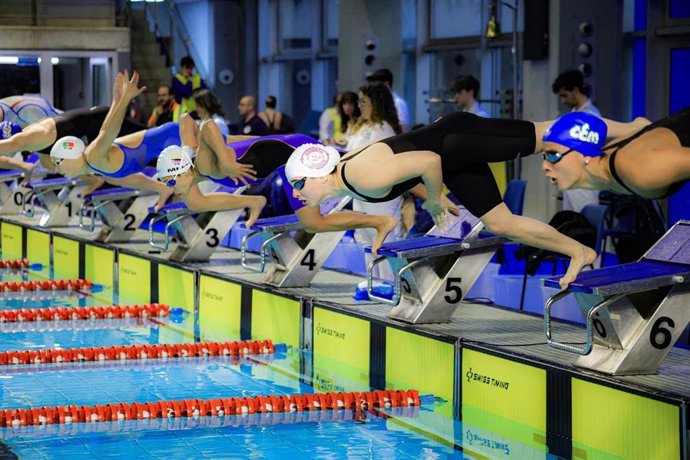 Salida de una prueba femenina en el XLI Campeonato de España Open Absoluto Primavera P50 Astralpool.