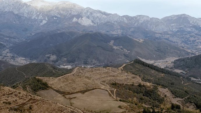 Archivo - Liébana está en aviso amarillo por viento sur.-ARCHIVO