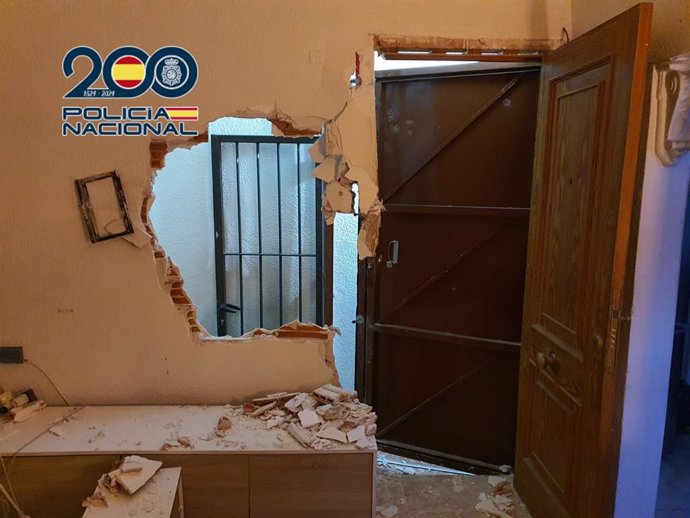 Desmantelado un punto negro de venta de droga al menudeo y cuatro detenidos en Elche
