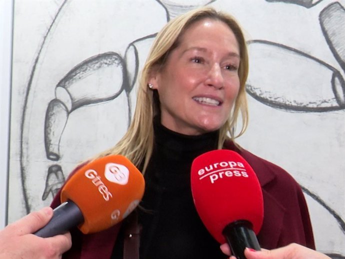 FIONA FERRER