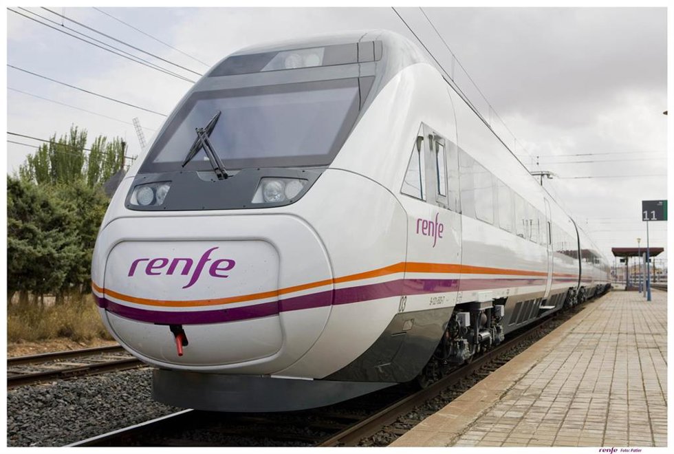 Archivo - Tren de Renfe.