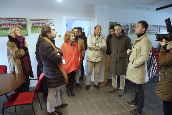 El expresidente del Gobierno, José María Aznar, visita la Ciudad Deportiva de la UDL