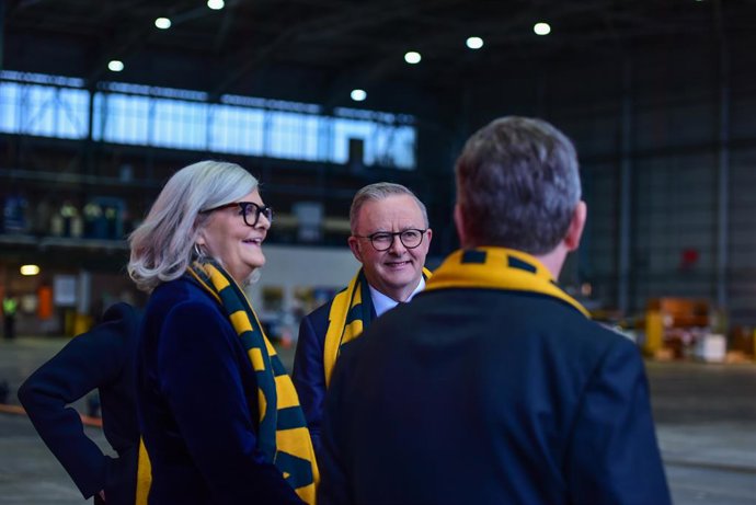 Archivo - Arquivo - 14 de agosto de 2024, Sydney, Austrália: O primeiro-ministro australiano Anthony Albanese é visto durante o evento Welcome Home no Aeroporto de Sydney dando as boas-vindas à Equipe Olímpica Australiana que retorna de Paris. Chegada ofi