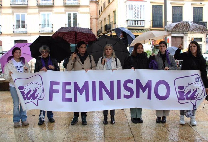 La coordinadora provincial de IU Málaga, miembro de la dirección de IU Andalucía y concejala portavoz adjunta de Con Málaga en el Ayuntamiento, Toni Morillas, en la manifestación del 8M que ha sido suspendida.