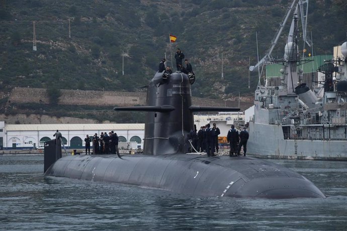 Salida al mar del submarino S-81 Isacc Peral