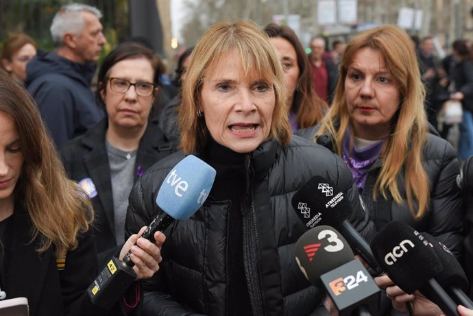 Moret junto a Raquel Gil