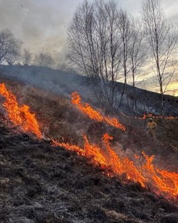 Cantabria tiene este domingo uno incendio forestal activo