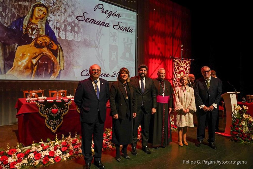 Pregón de la Semana Santa de Cartagena 2025, al que acudió el presidente regional, Fernando López Miras